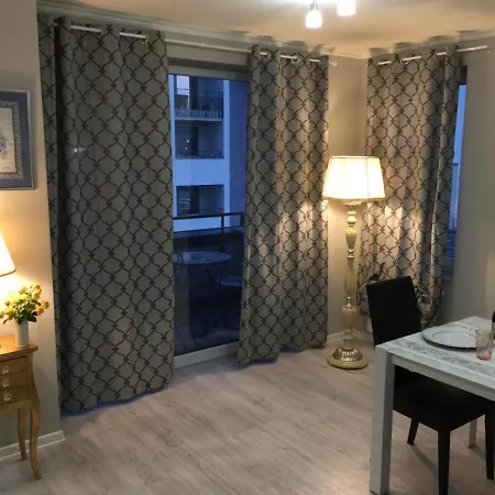 Апартаменти Coresi Deluxe Брашов